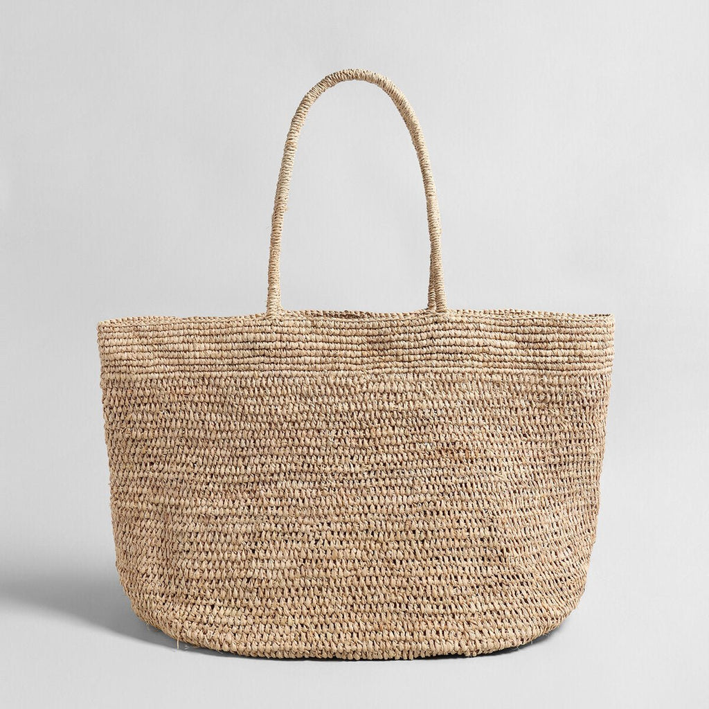 Hand-Woven Natural Straw Beach Tote – Artisanal Market Basket Shoulder Bag